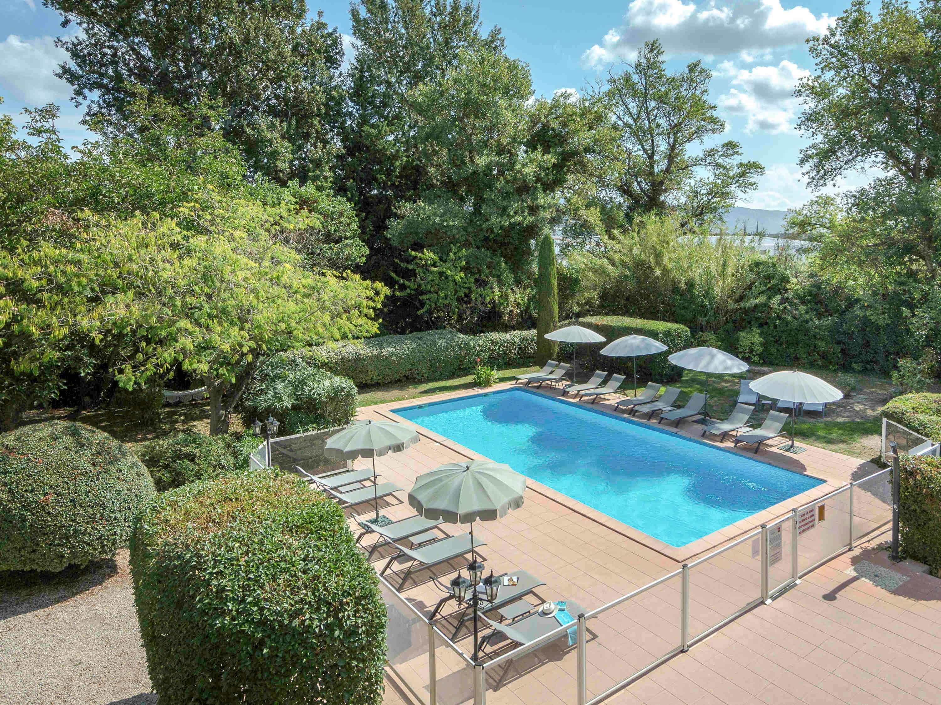 Mercure Cavaillon Buitenkant foto