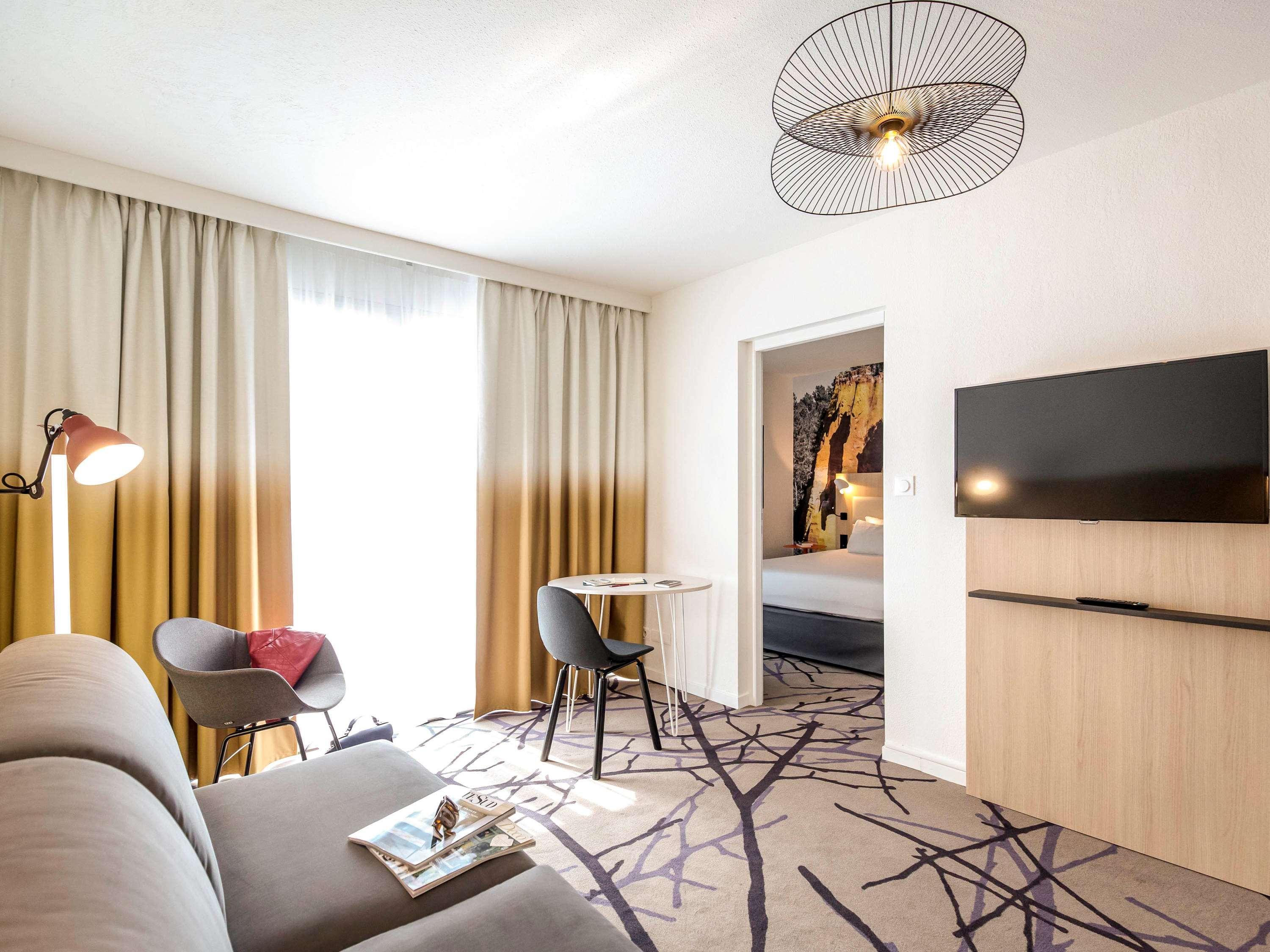 Mercure Cavaillon Buitenkant foto