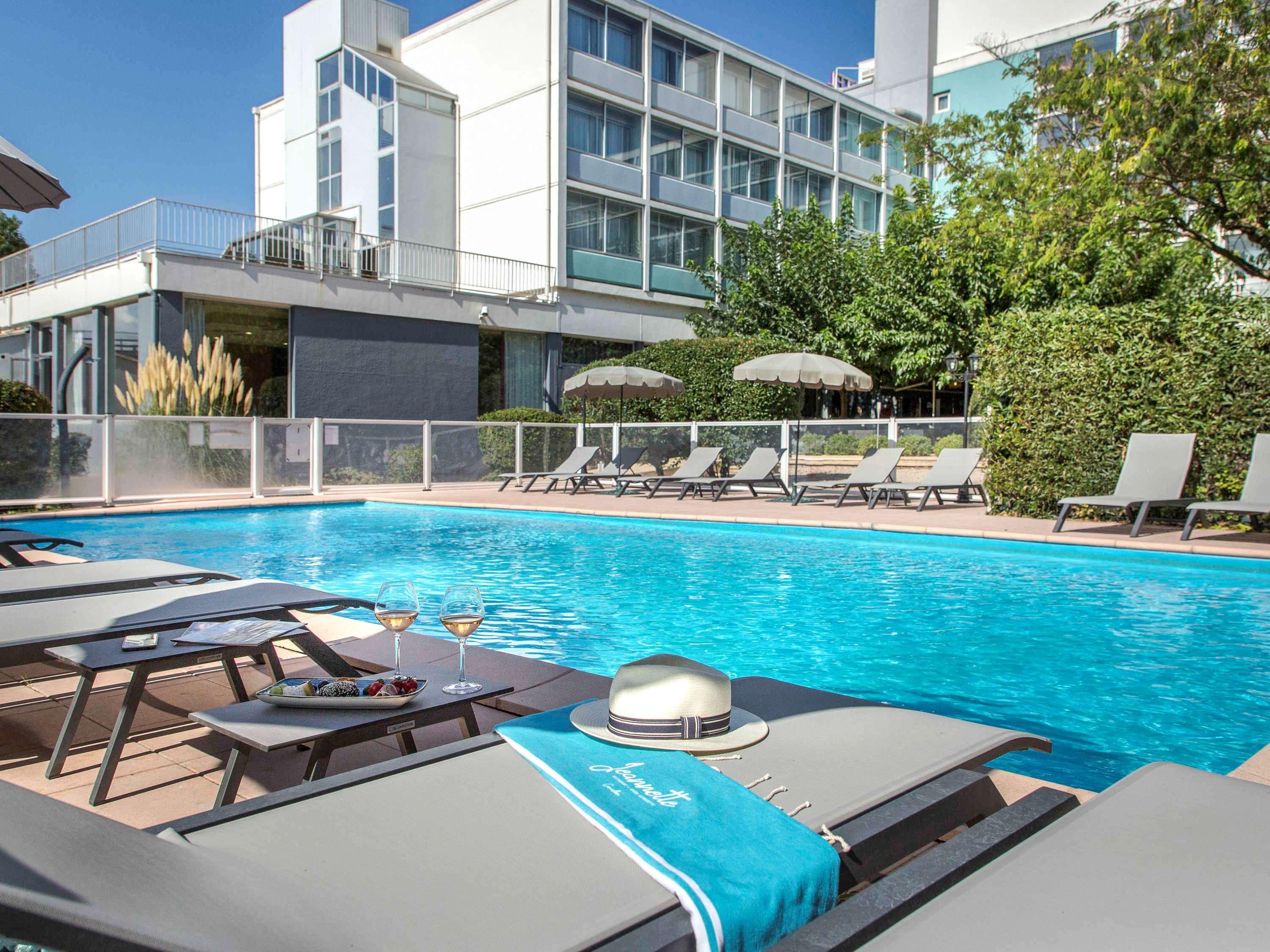 Mercure Cavaillon Buitenkant foto