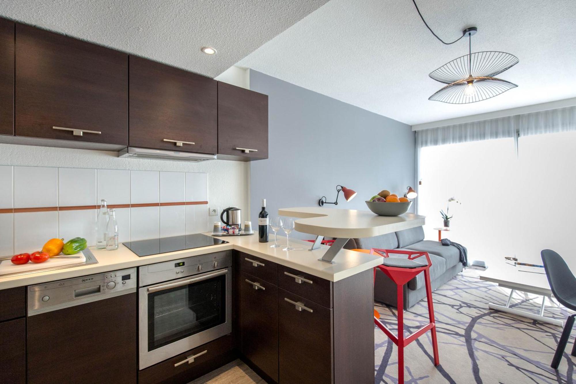 Mercure Cavaillon Buitenkant foto