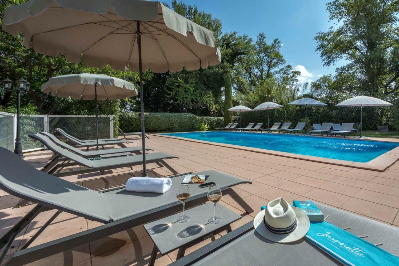 Mercure Cavaillon Buitenkant foto